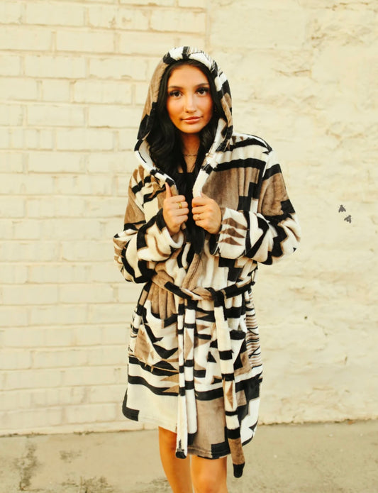 Howdy Robe